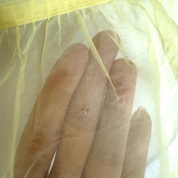 Vintage Sheer Yellow Chiffon Hostess Half Apron Lace Trim Floral Pocket Handmade - Picture 2 of 4